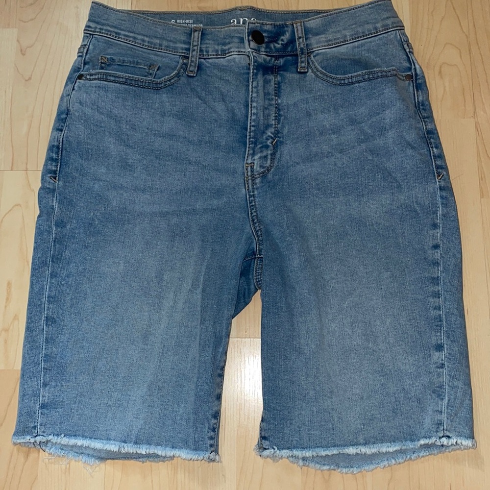 a.n.a: size 6: high rise Bermuda shorts